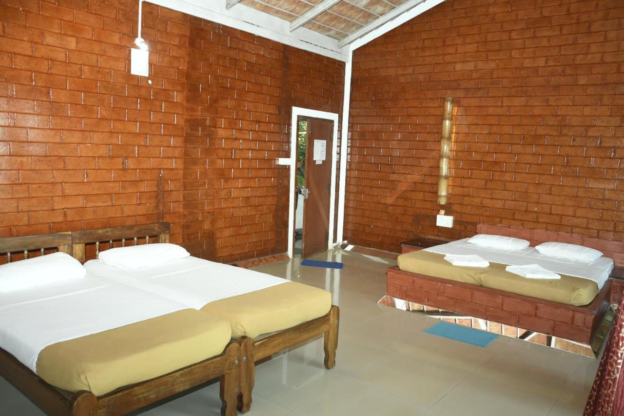 Eagle Eye Resorts Sangameswarpet Extérieur photo