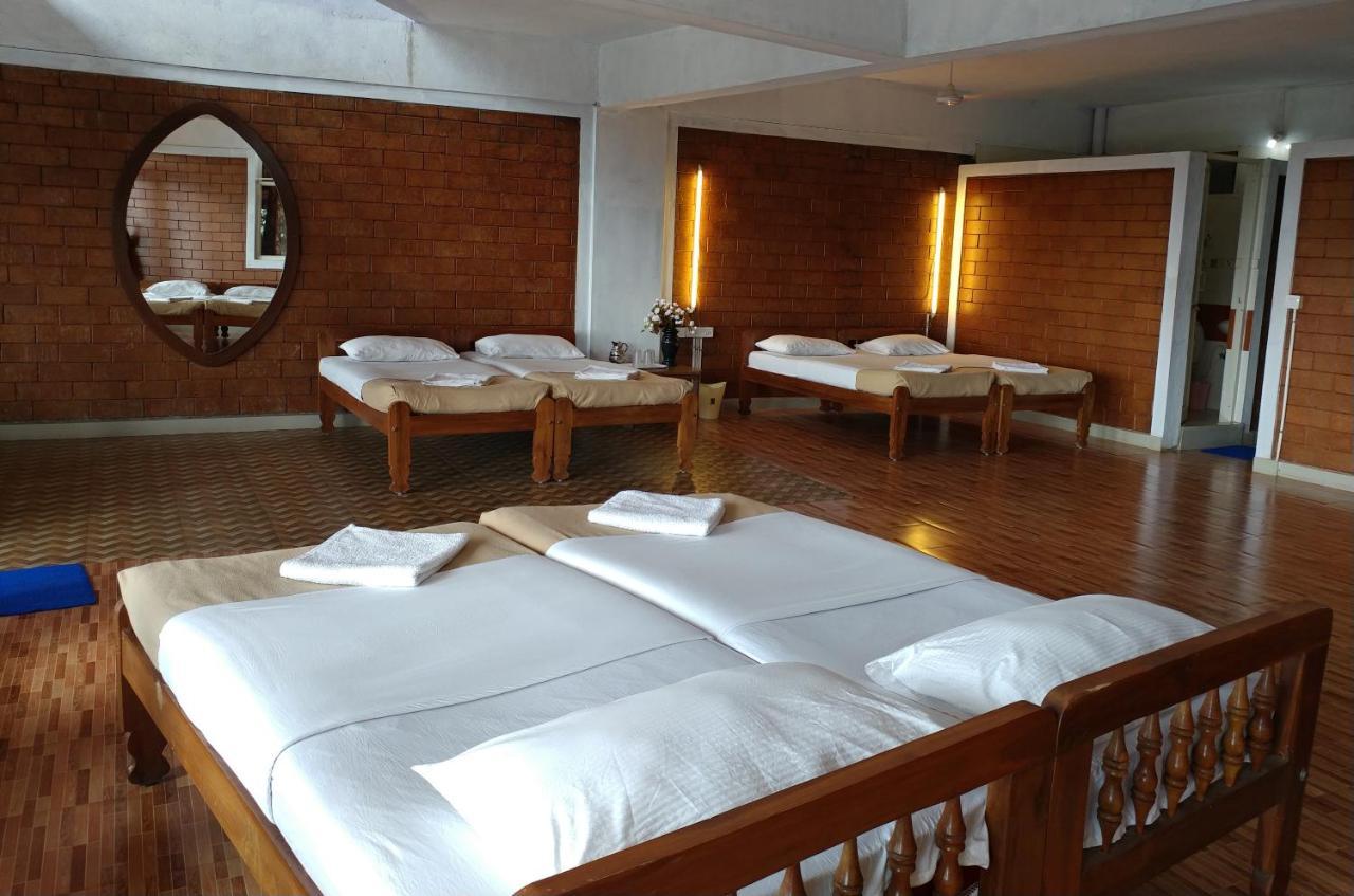 Eagle Eye Resorts Sangameswarpet Extérieur photo
